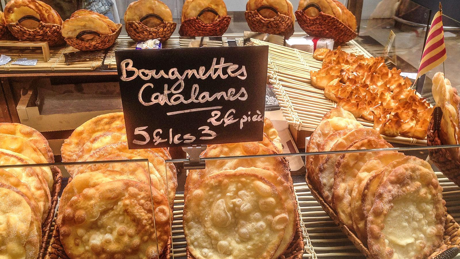 Perpignan: Bougnettes sind typisch katalanische Kuchen. Foto: Hilke Maunder