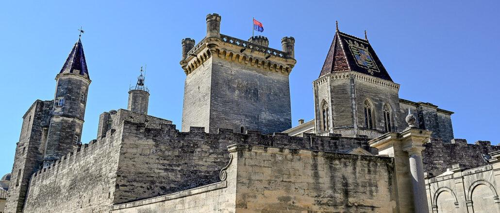 Wehrhaft: das Schloss von Uzès. Foto: Hilke Maunder