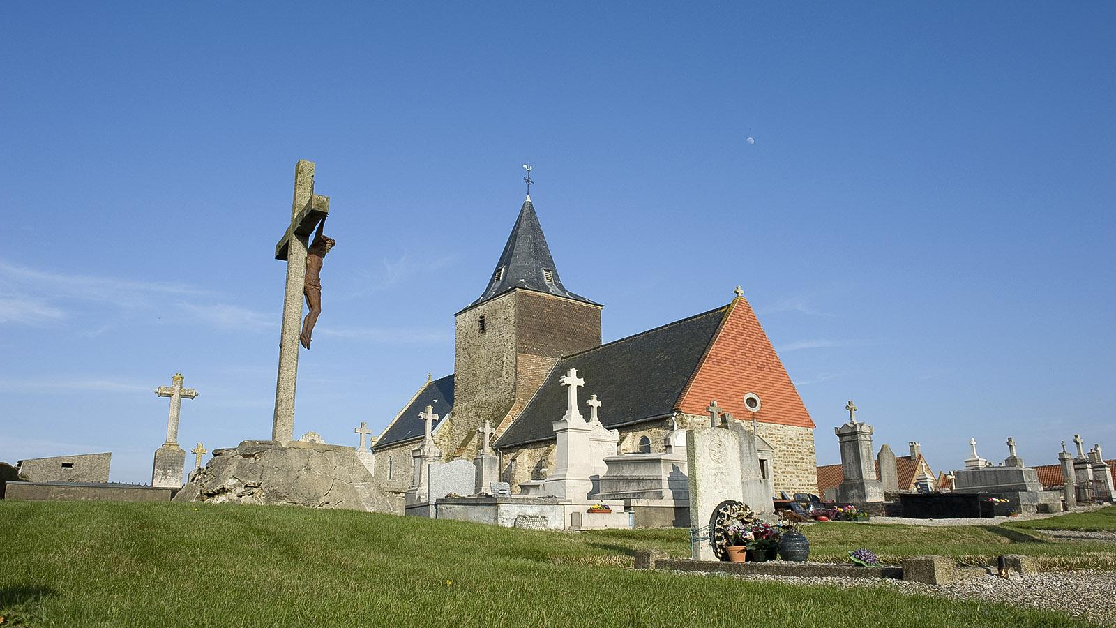 Die Dorfkirche von Bazinghen. Foto: Hilke Maunder