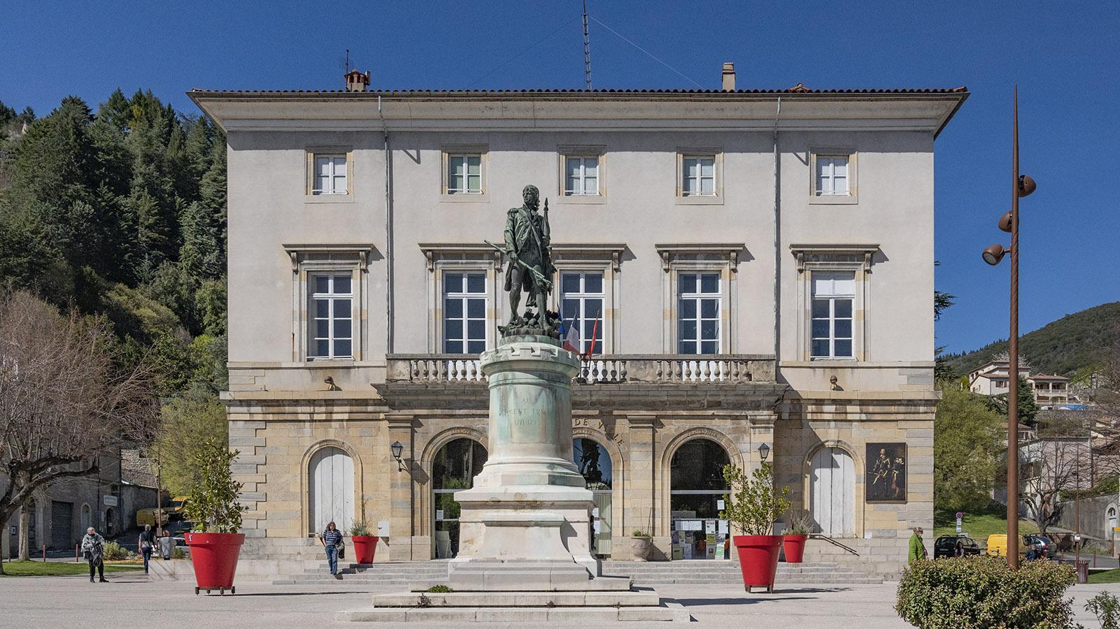 Das Rathaus von Le Vigan. Foto: Hilke Maunder