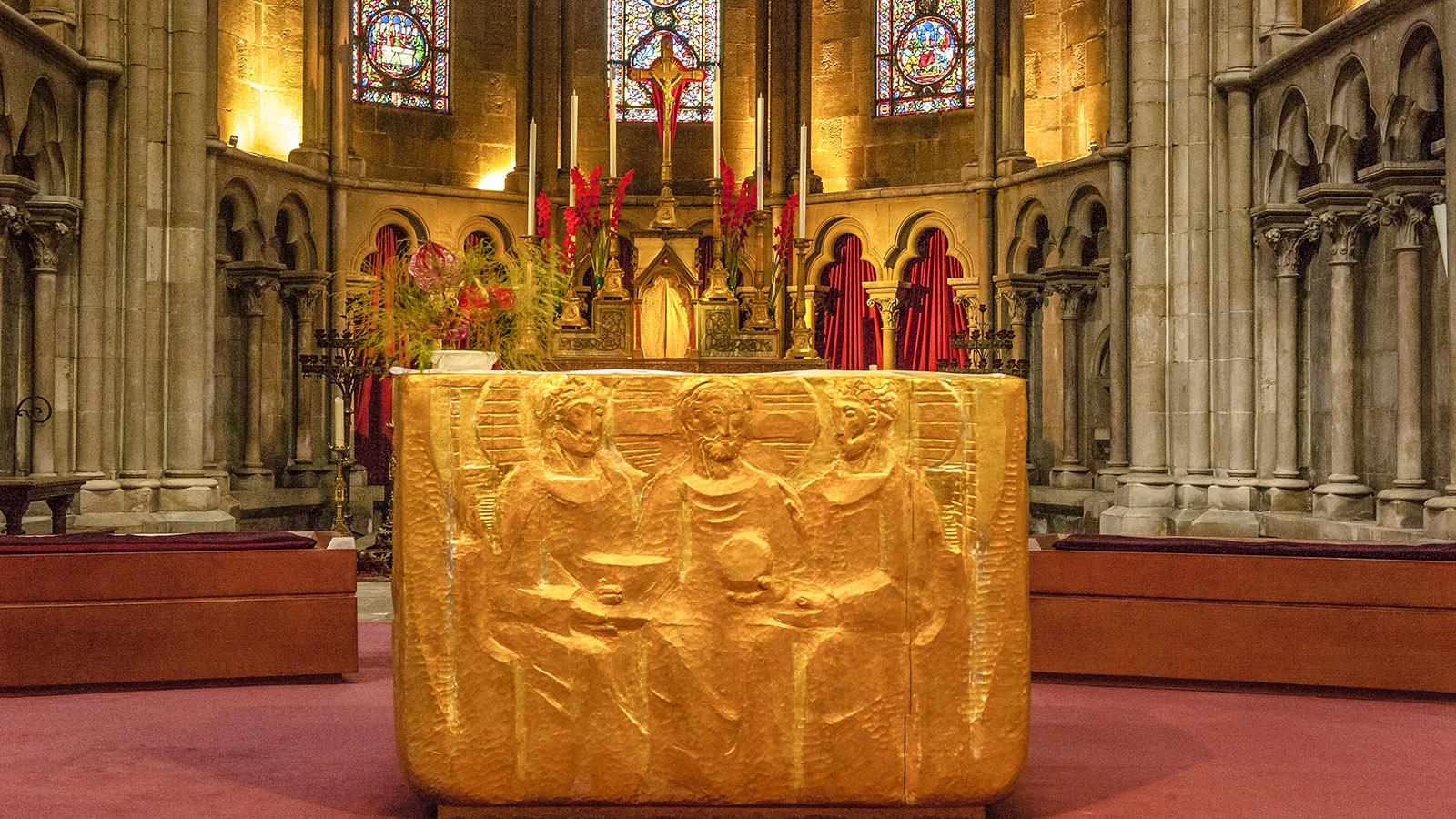 Dijon: Altar und Chor der Église Notre-Dame. Foto: Hilke Maunder