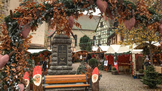 Adventszeit in Eguisheim. Foto: Hilke Maunder
