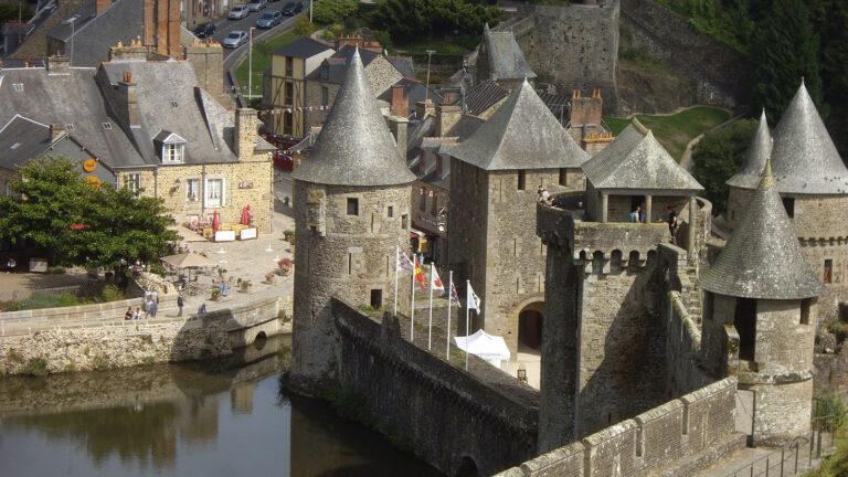 Wehrhaft: der Osten der Bretagne