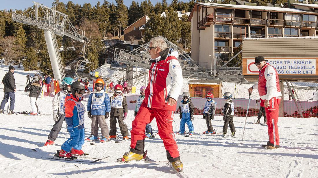 Pyrénées-Orientales: Kinderskikurs in Bolquère. Foto: Hilke Maunder