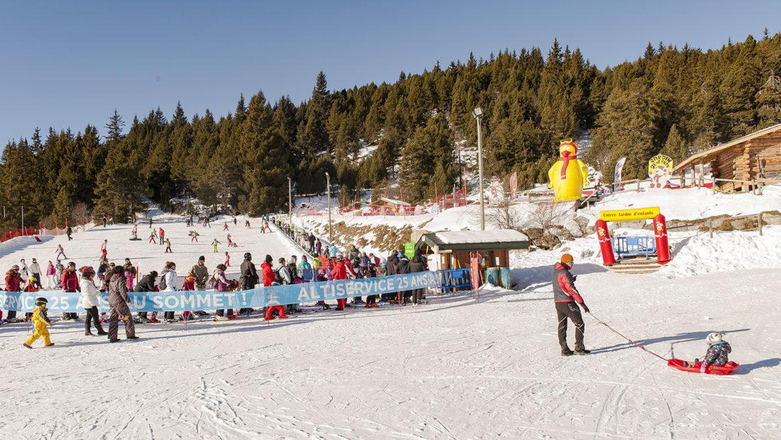 Pyrénées-Orientales: Bolquère - Pyrénées 2000 ist ein sehr familienfreundliches Skigebiet. Foto: Hilke Maunder