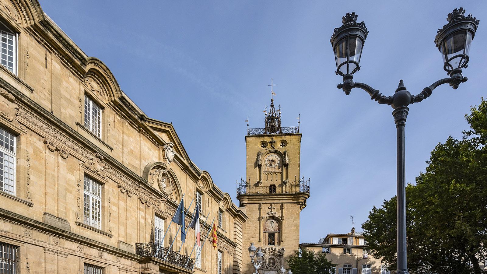 Das Rathaus von Aix-e n-Provence mit der Tour de l'Horloge. Foto: Hilke Maunder