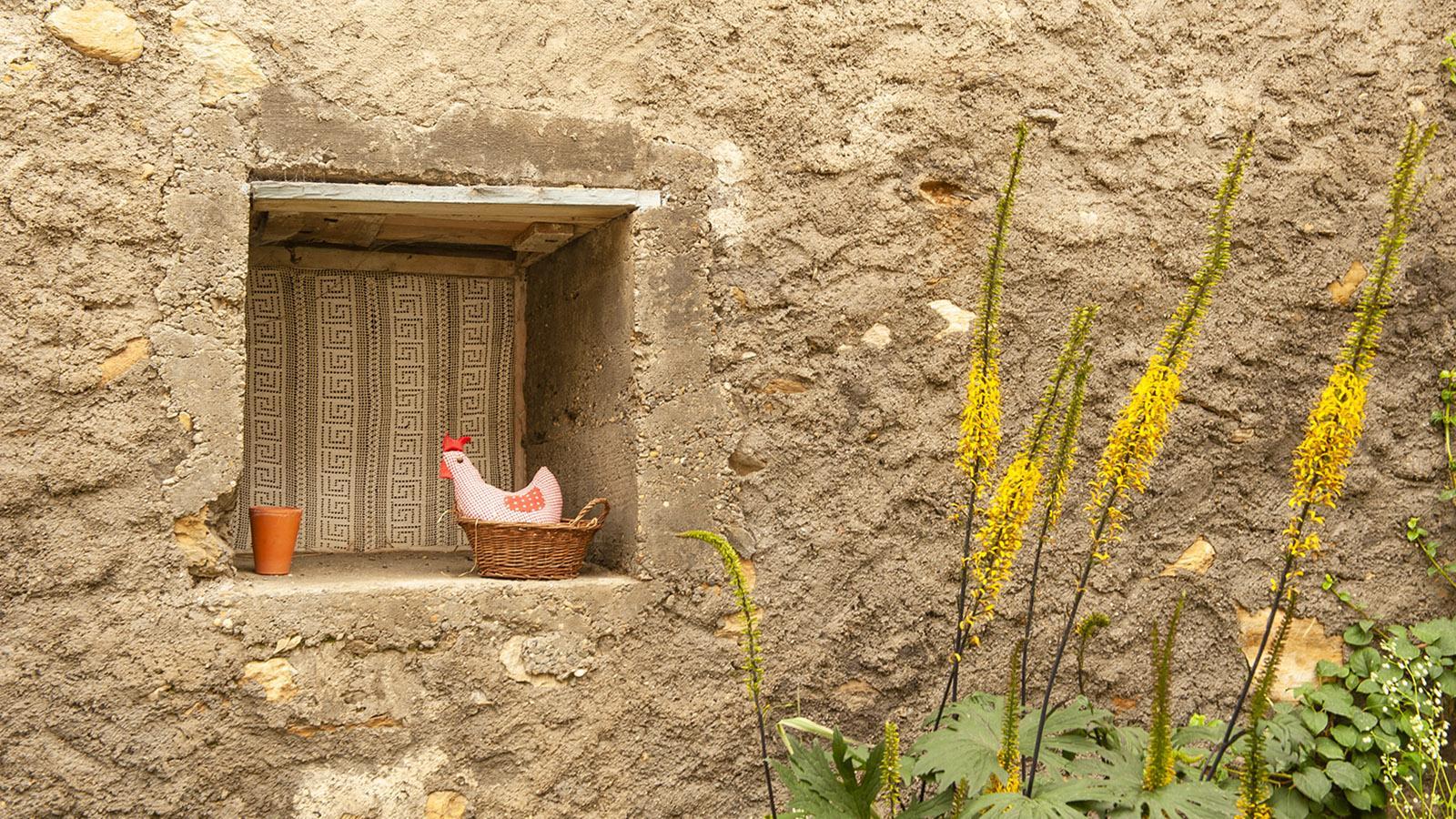 La Fajolle: bunte Hennen überall. Foto: Hilke Maunder