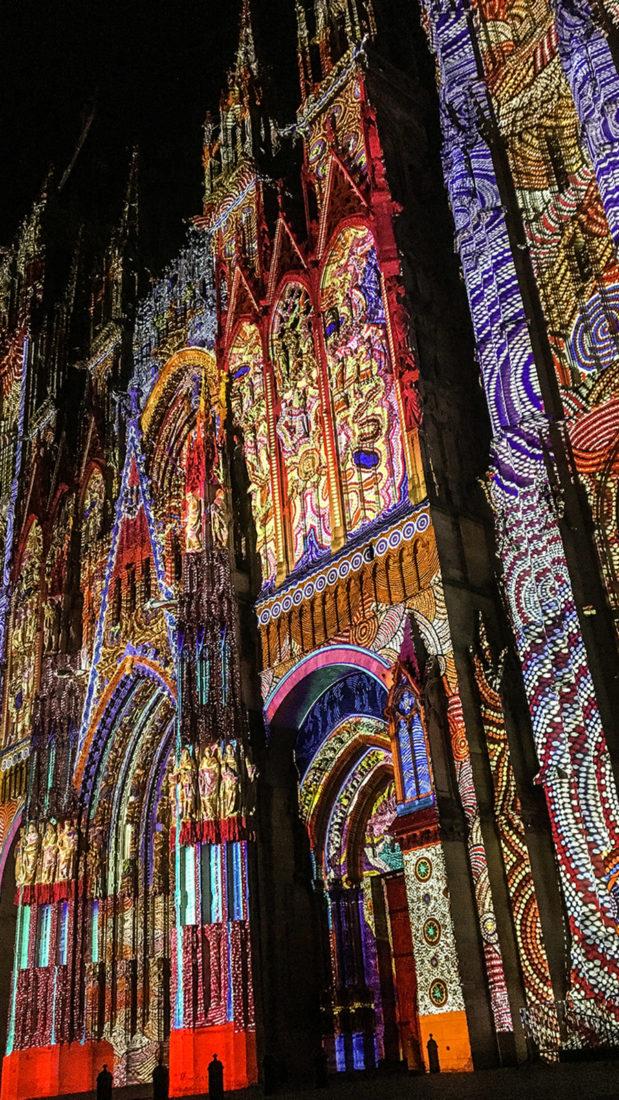 Rouen, Videomapping auf der Kathedrale. Foto: Hilke Maunder