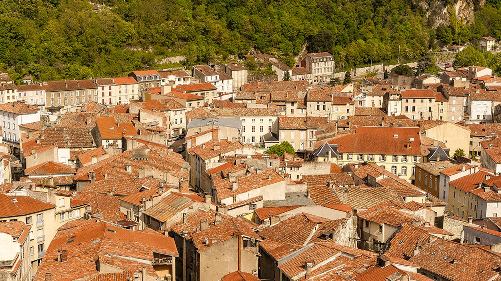 Foix: Blick vom Grafenschloss auf die Altstadt.