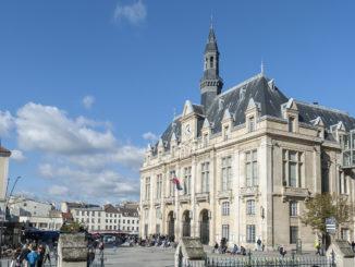 Banlieue de Paris: das Rathaus von Saint-Denis. Foto: Hilke Maunder
