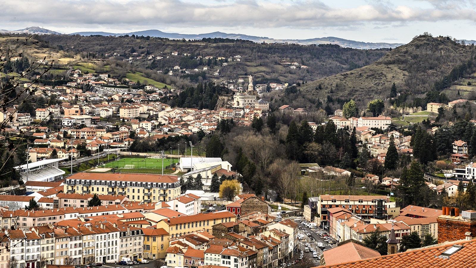 Aussicht auf Le Puy von La Dame de France. Foto: Hilke Maunder