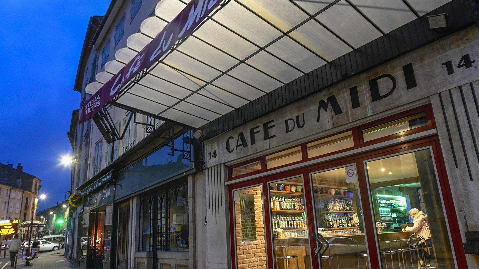 Langogne: Das Café du Midi. Foto: Hilke Maunder