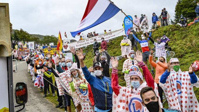 Die Freude der Fans bei der Tour de France. Foto: Hilke Maunder
