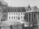 Das ehemaligen Marienhospital an der Nassauer Straße, um 1900. Das weiße Gebäude in der Mitte ist der ursprüngliche Nassauer Hof. Foto: © Stadtarchiv Hamm.