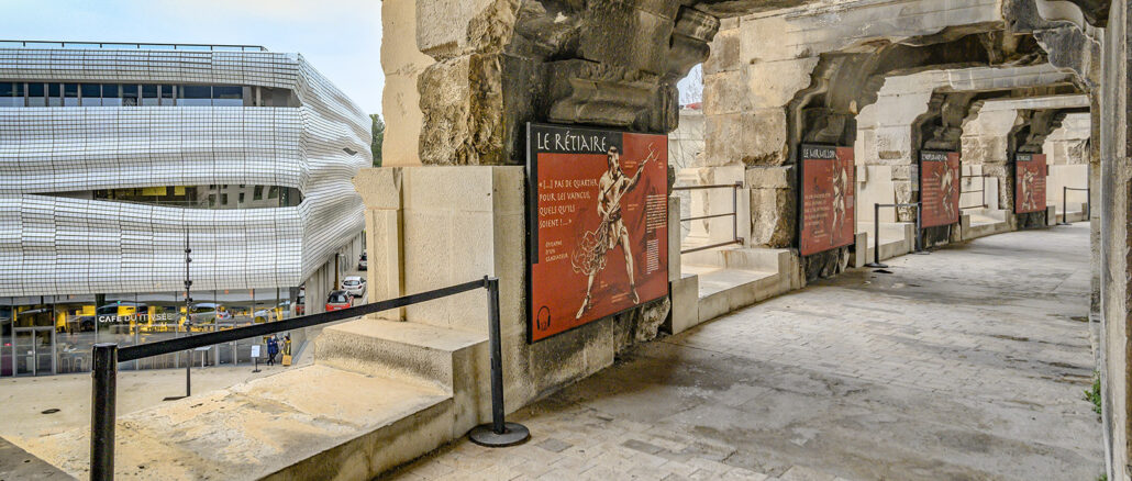 Wechselspiel von Antike und Gegenwart, Erbe und Aufbruch: das Musée de la Romanitüe und die Arenen. Foto: Hilke Maunder