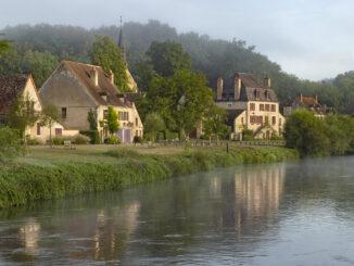 Am frühen Morgen in Apremont am Allier. Foto: Hilke Maunder