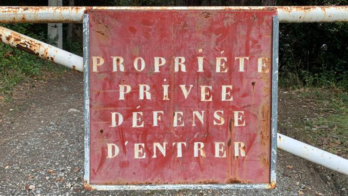 Propriété privée - Privateigentum. Foto: Hilke Maunder