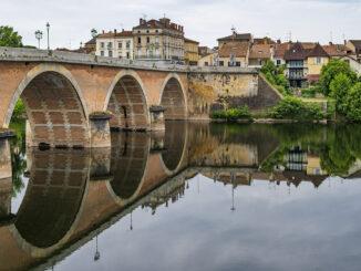 Der Vieux-Pont über die Dordogne. Foto: Hilke Maunder