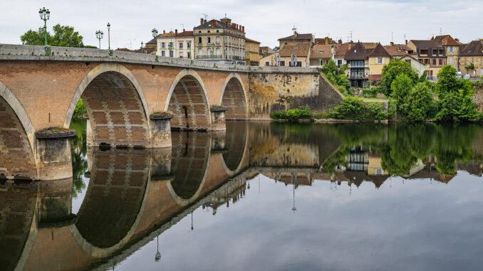 Der Vieux-Pont über die Dordogne. Foto: Hilke Maunder