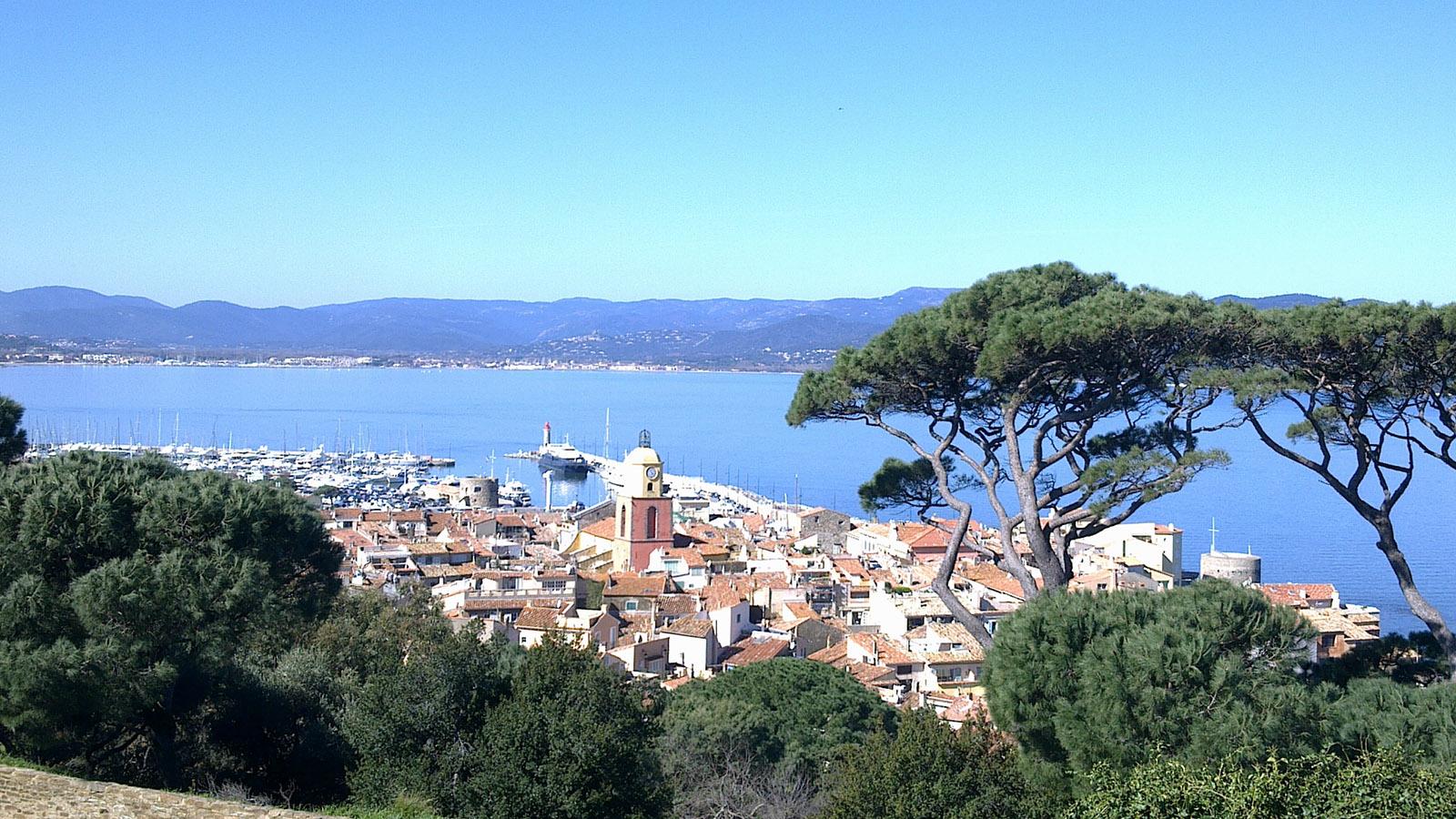 Der Blick auf Saint-Tropez. Foto: Manuela Zeise-Angeloni