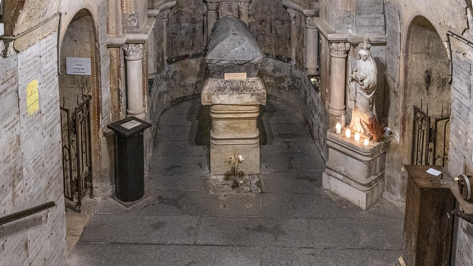 Das Grab der Heiligen Radegunde. Foto: Hilke Maunder