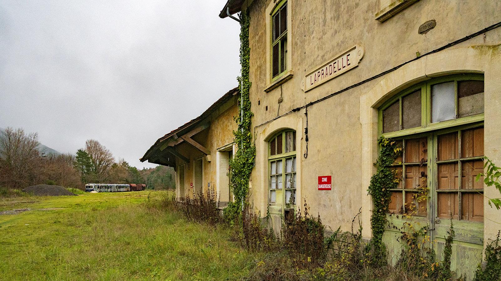 Der Bahnhof von Lapradelle. Foto: Hilke Maunder