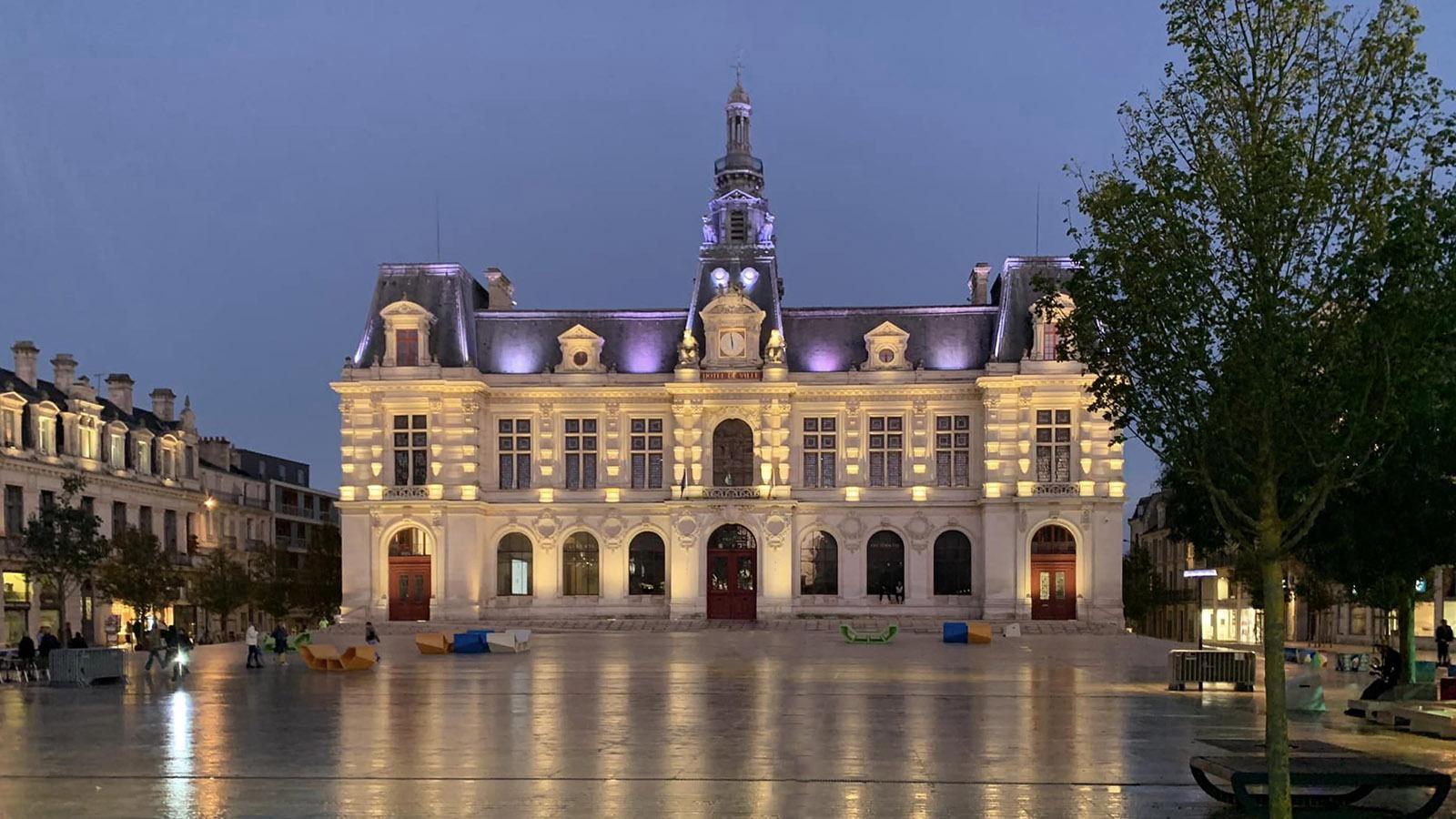 Das Rathaus von Poitiers. Foto: Hilke Maunder