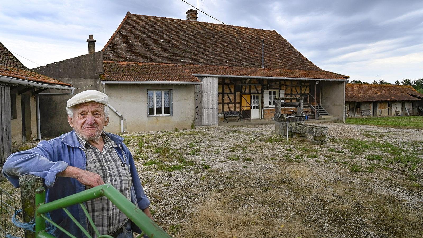 Ein Geflügelzüchter in der Bresse. Mittlerweile hat er sich zur Ruhe gesetzt. Foto: Hilke Maunder