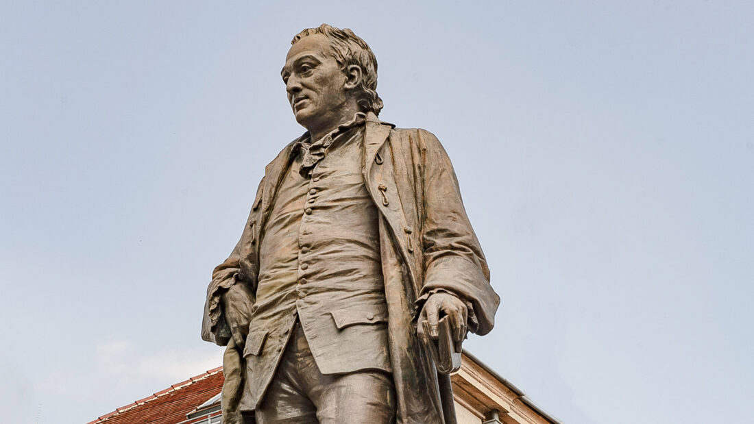 Das Denkmal für Denis Diderot in Langres. Foto: Hilke Maunder