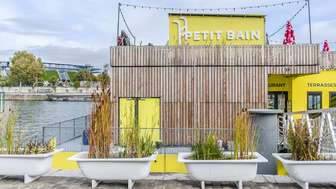 Le Petit Bain - eine beliebte Bar im Sommer. Foto: Hilke Maunder