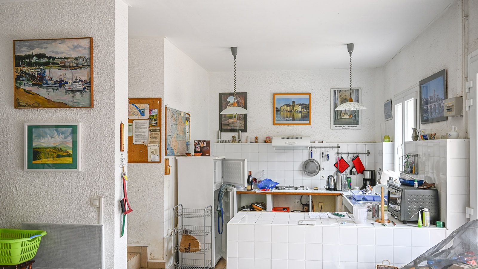 Auch die Küche ist ein Kunst-Raum. Foto: Hilke Maunder