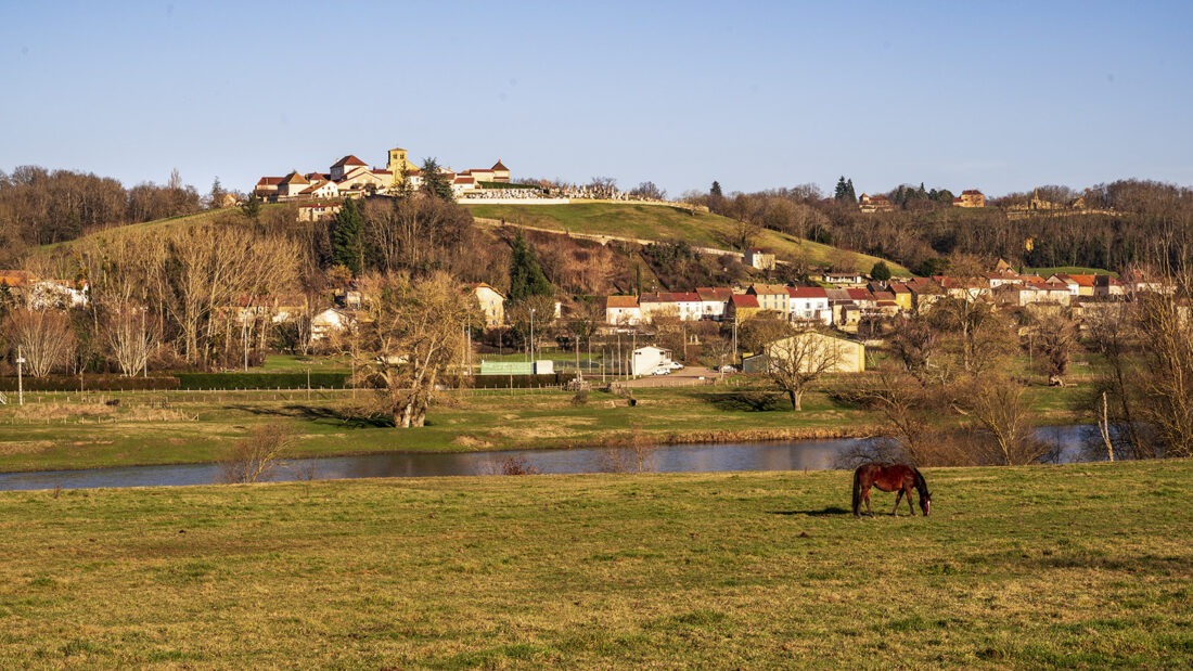 Ein Wintertag an der Loire in Iguerande (Brionnais). Foto: Hilke Maunder