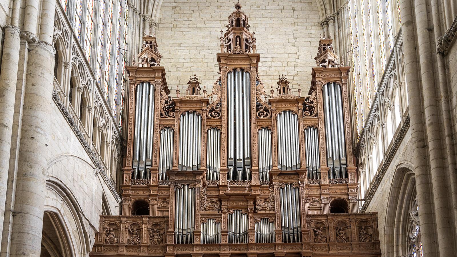 Die Orgel der Kathedrale von Le Mans. Foto: Hilke Maunder