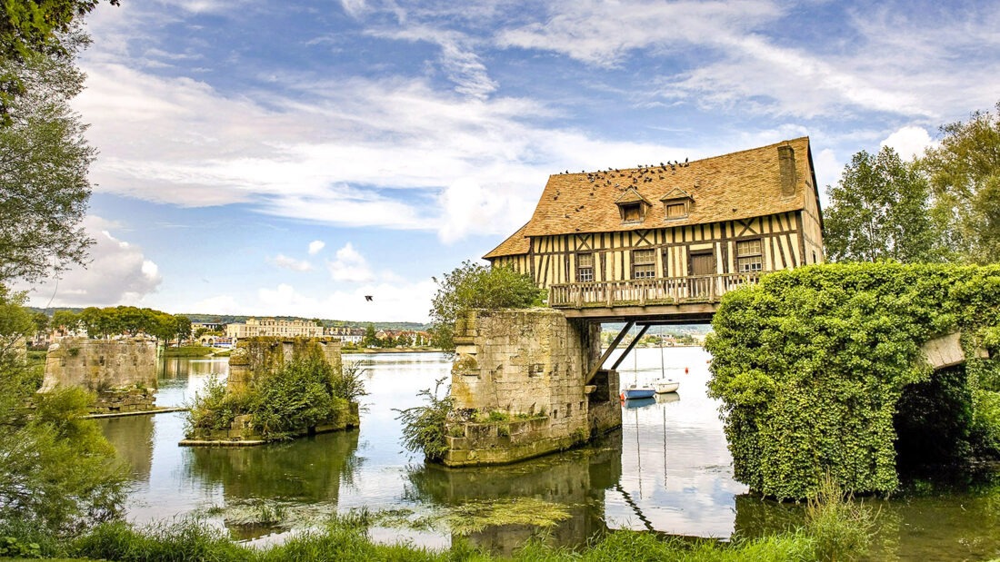Wahrzeichen von Vernon: die Wassermühle, die auch Monet gemalt hat. Foto: Hilke Maunder