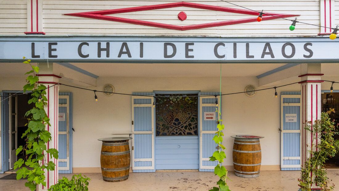 Wein der Île de la Réunion: der Genossenschaftskeller von Cilaos. Foto: Hilke Maunder
