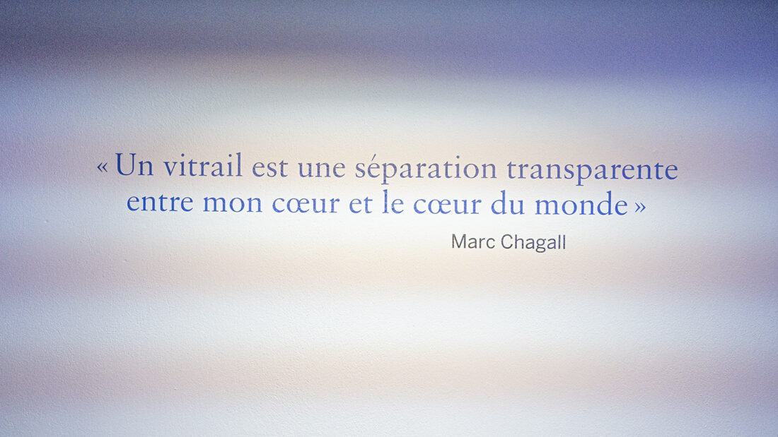 "Ein Buntglasfenster ist eine transparente Trennung zwischen meinem Herzen und dem Herzen der Welt", sagte einmal Marc Chagall. Foto: Hilke Maunder