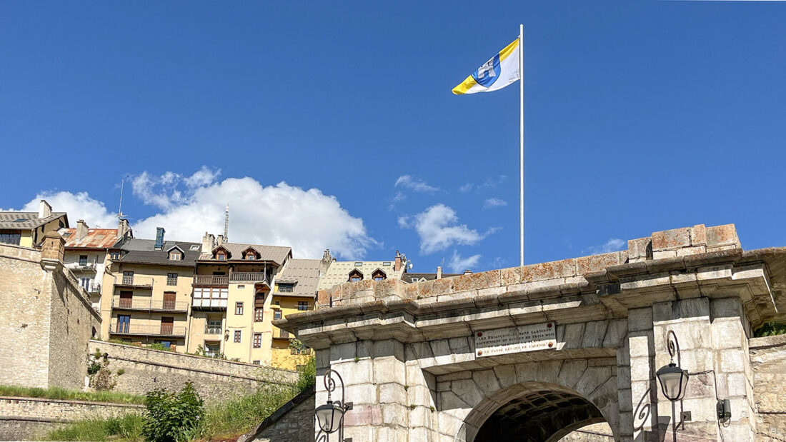Das untere Tor der Zitadelle von Briançon. Foto: Hilke Maunder
