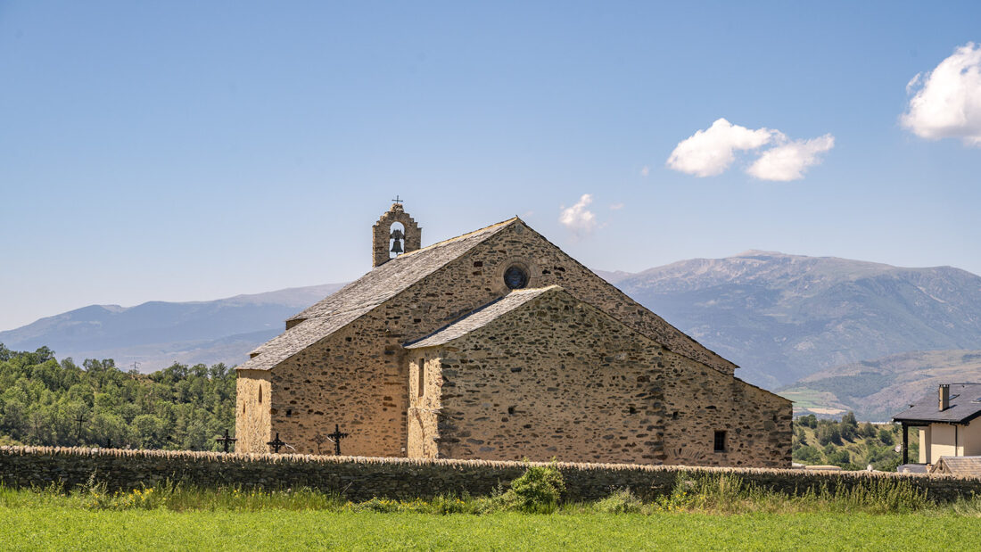 Die Friedhofskapelle von Err. Foto: Hilke Maunder