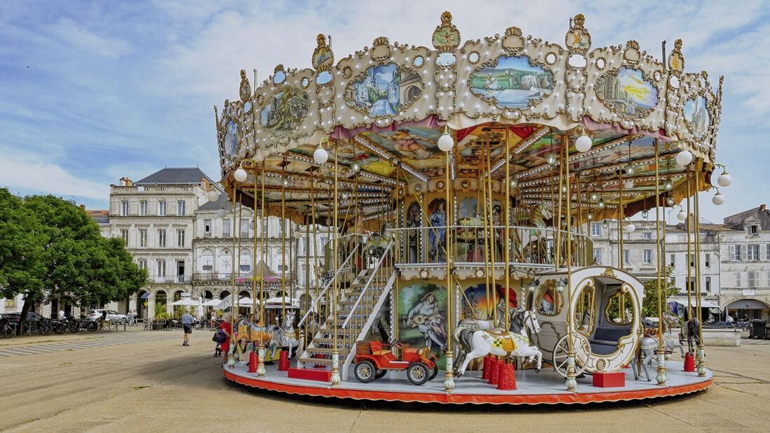 Das Nostalgie-Karussell  der Place de Verdun von La Rochelle. Foto: Hilke Maunder