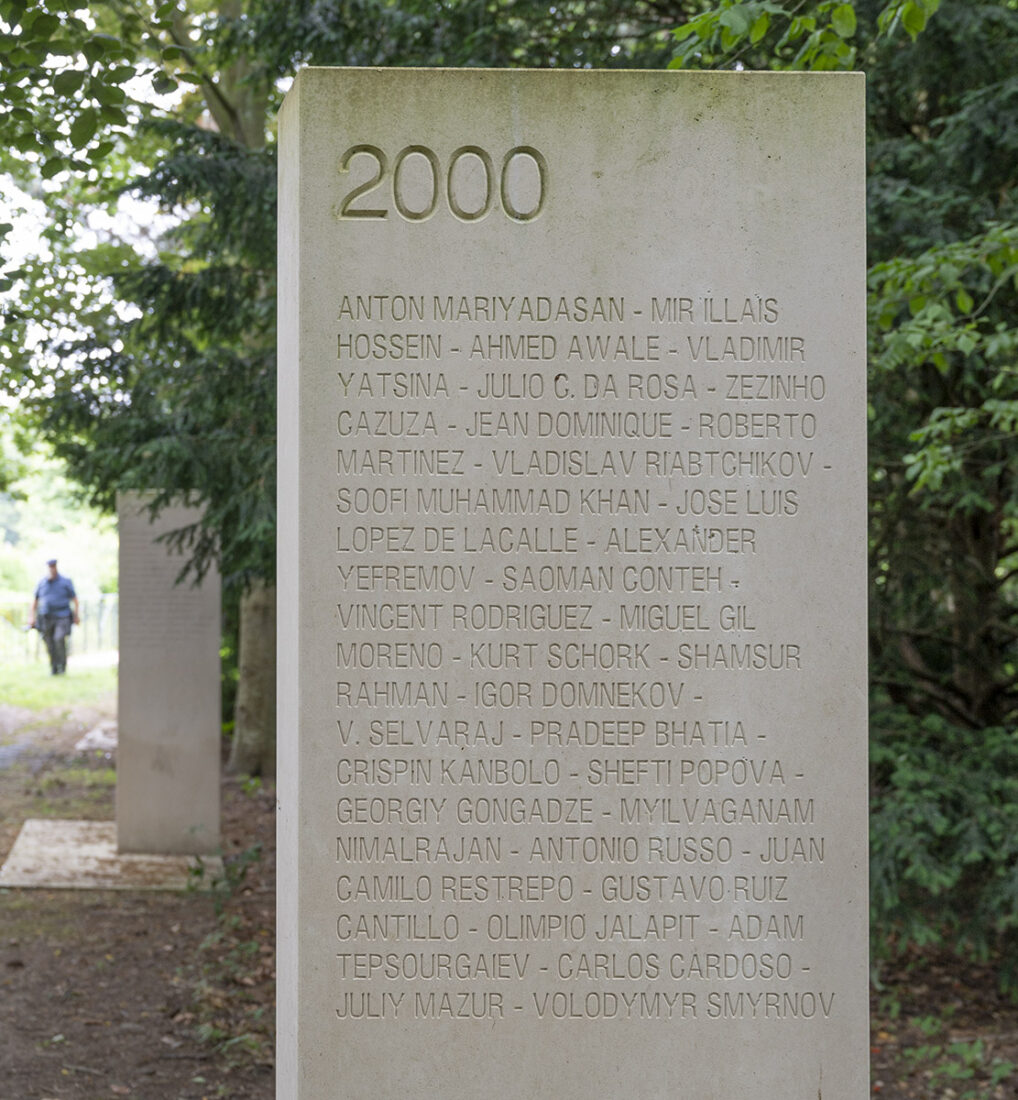 Die Millenniumsstele des Mémorial des Reporters. Foto: Hilke Maunder